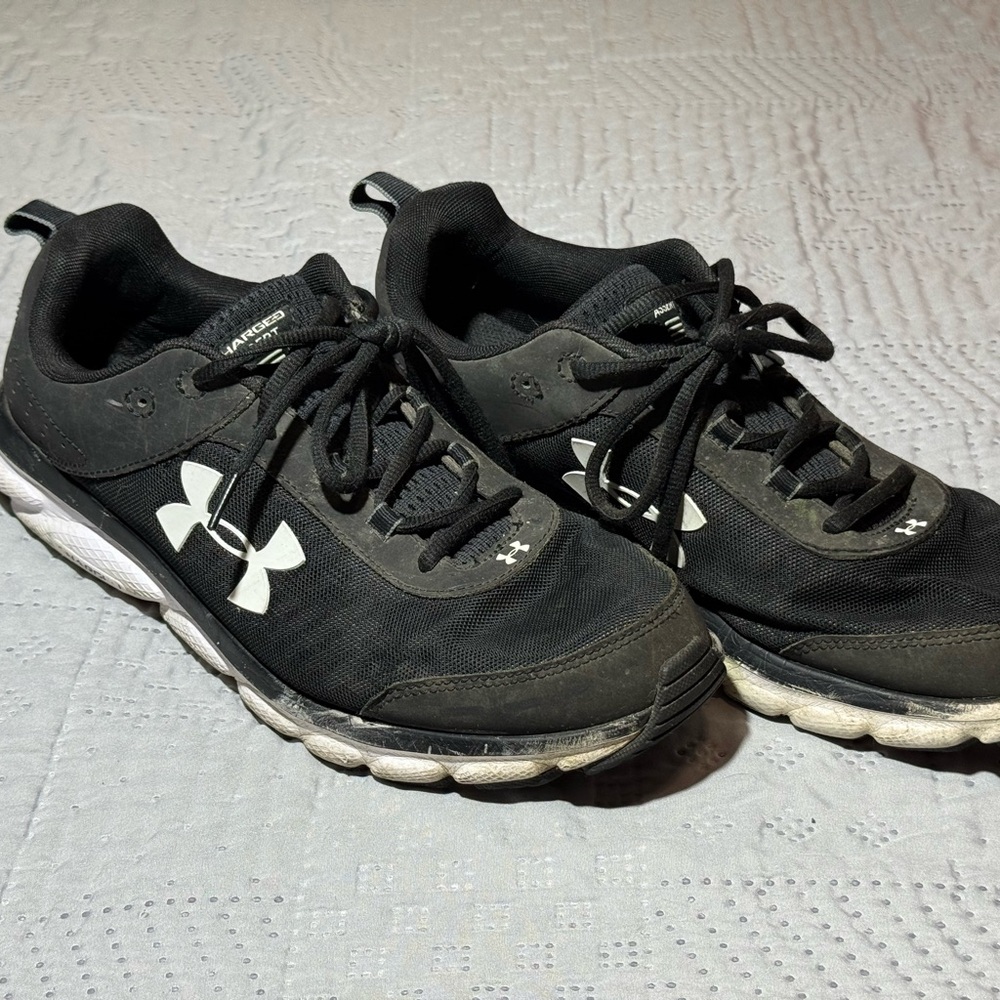 Under Armour charged assert men's 12